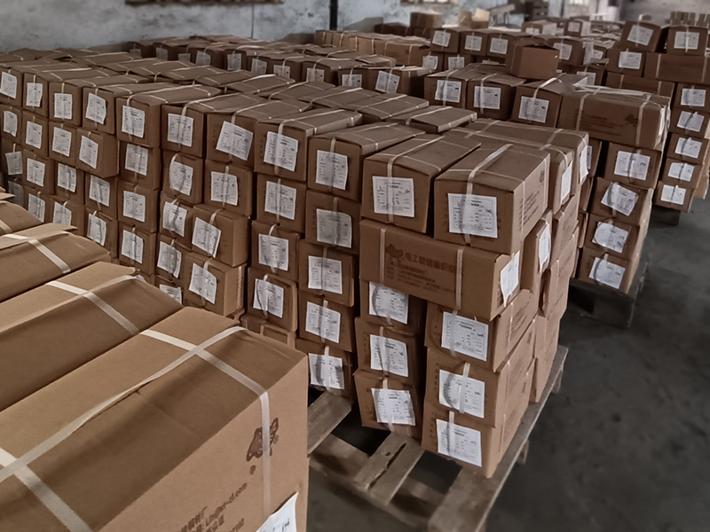 仓库成品堆放